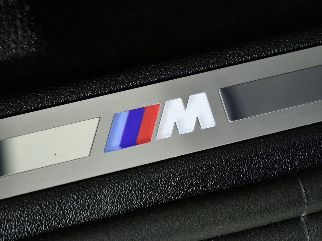 Used 2026 Gray BMW xDrive40i image 24