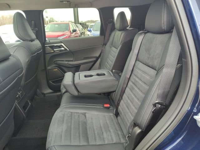 New 2026 Blue Mitsubishi SE image 26