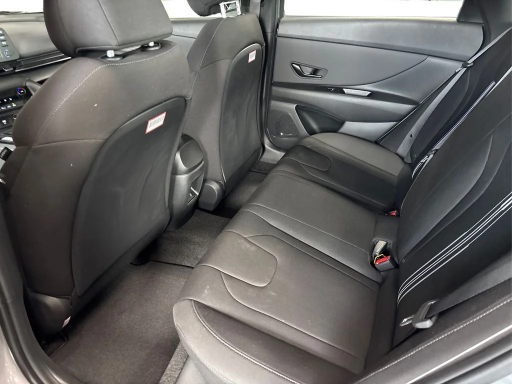 New 2026 Silver Hyundai SEL Sport image 10