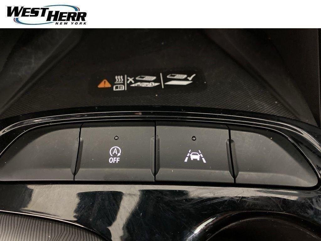 Used 2025 Summit White Buick Sport Touring FWD image 7