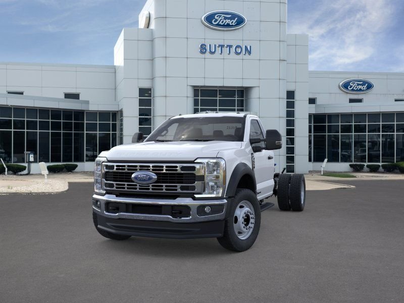 New 2025 Oxford White Ford F-550® XL image 2