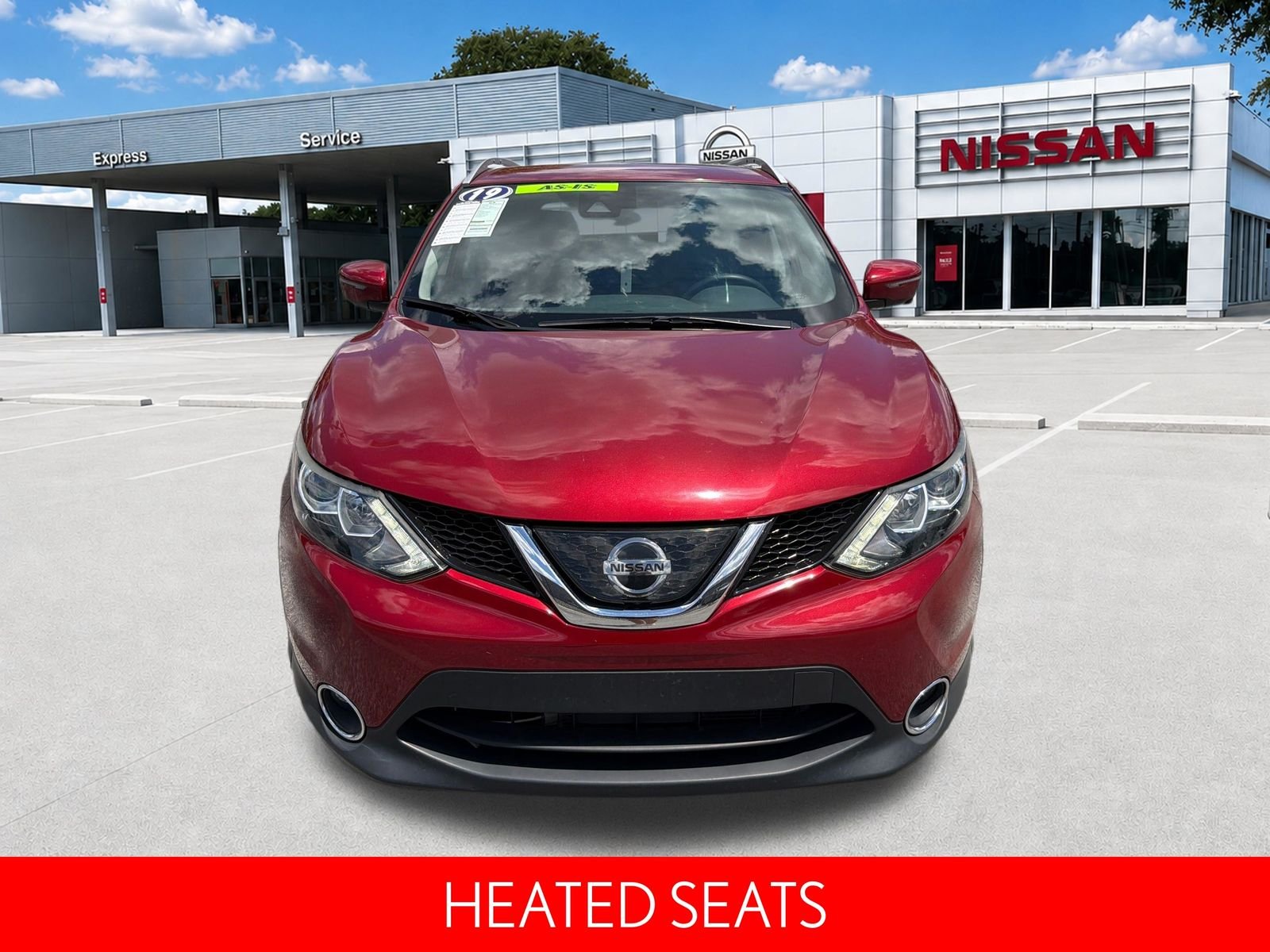 Used 2019 Red Nissan SV image 11