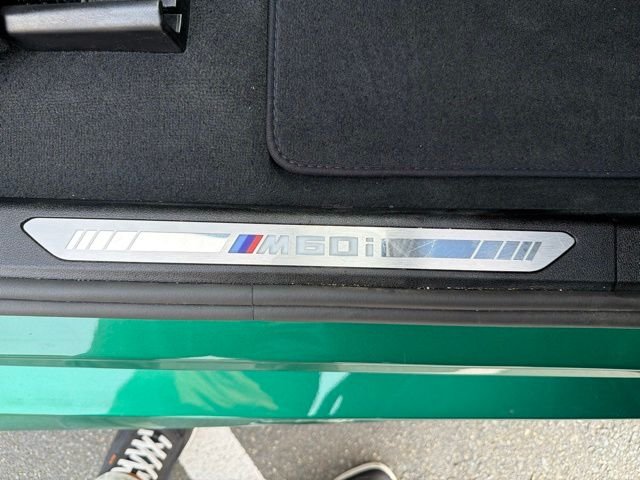 Used 2026 Green BMW M60i image 12