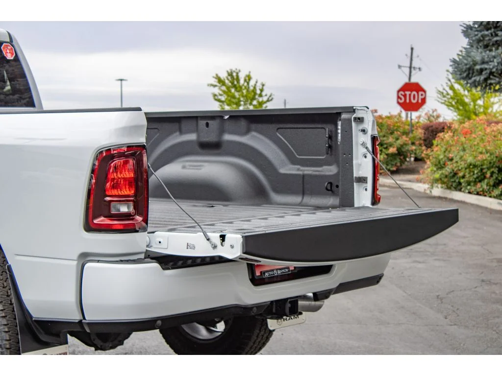 New 2026 Bright White Clear-Coat Exterior Paint RAM Big Horn image 10