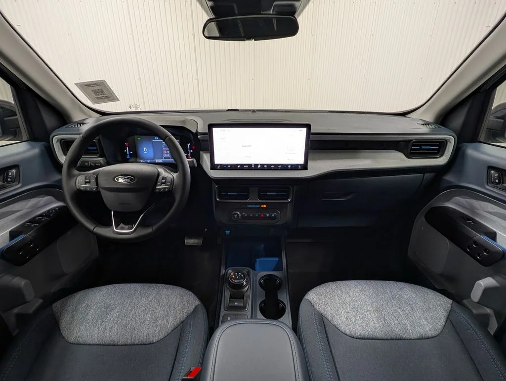 New 2026 Space White Metallic Ford XLT image 3