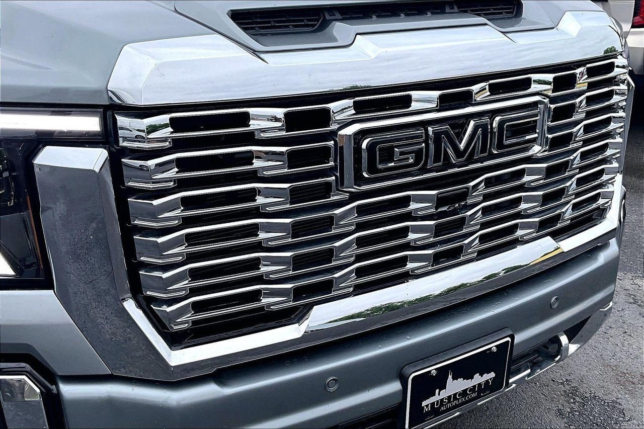 2025 GMC Sierra 3500HD Denali - Photo 35