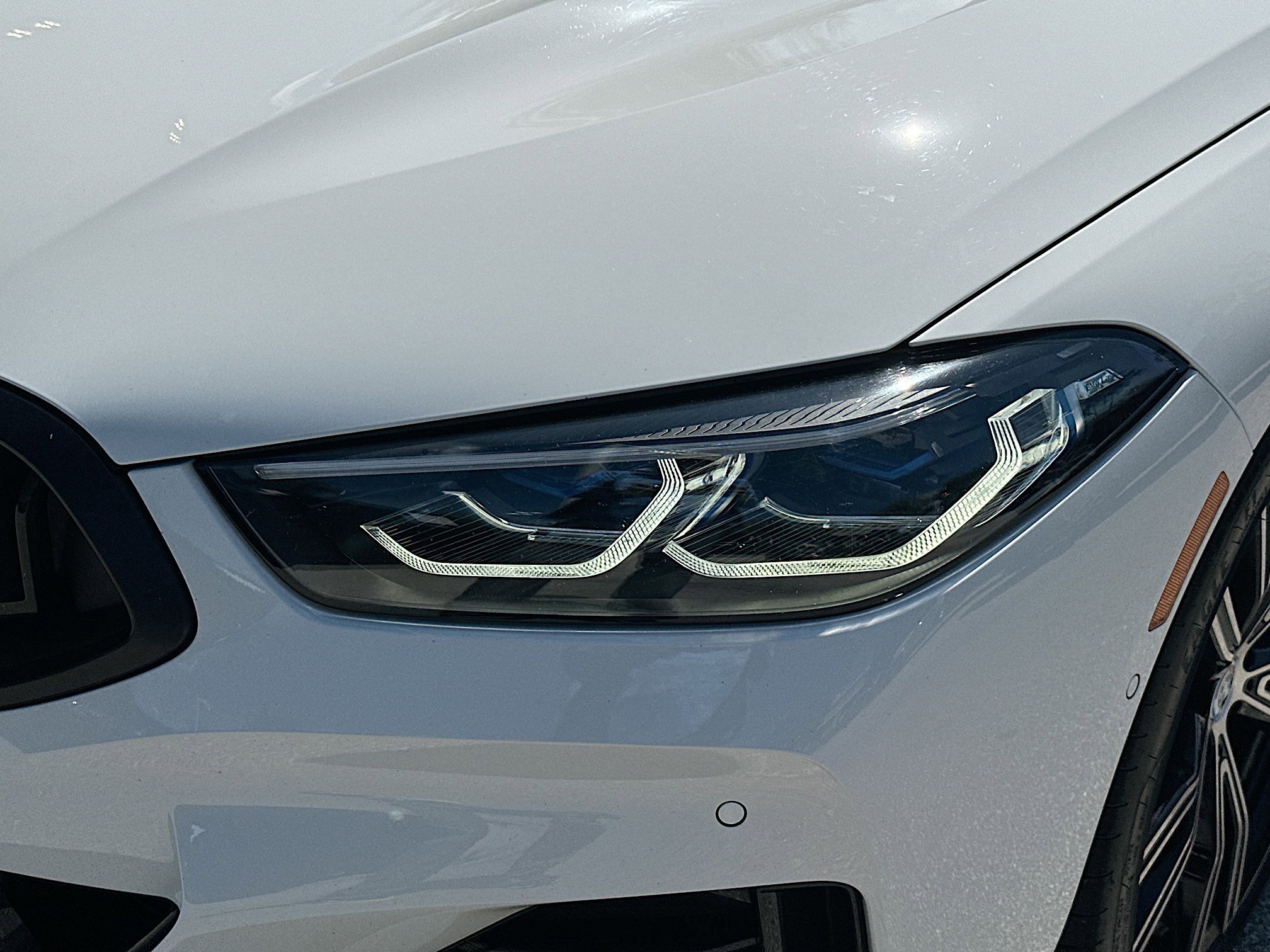 Used 2023 Alpine White BMW M850i image 27