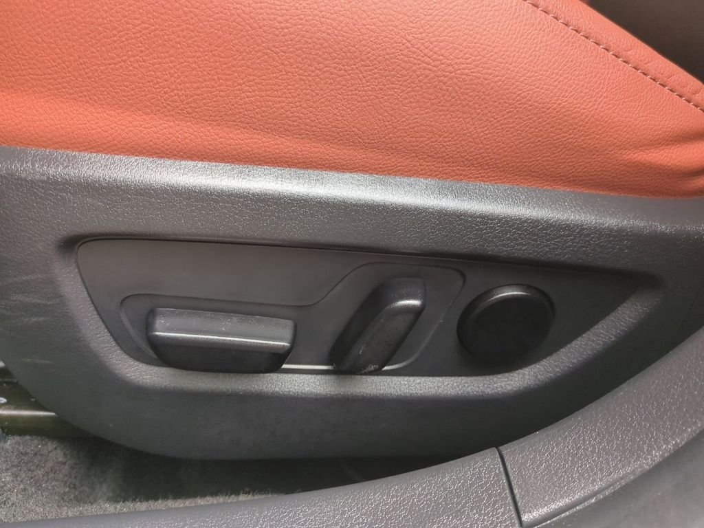 2025 Mazda CX-30 Carbon Turbo - Photo 22