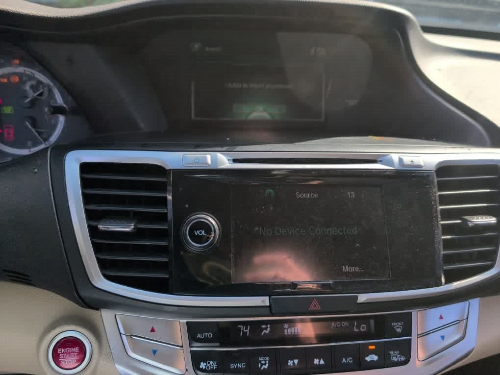 Used 2014 White Honda EX-L image 8