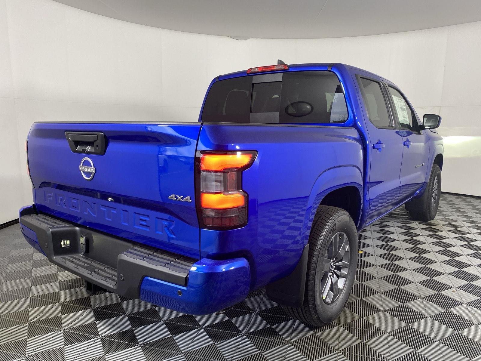 New 2027 Bluestone Pearl Nissan SV image 19