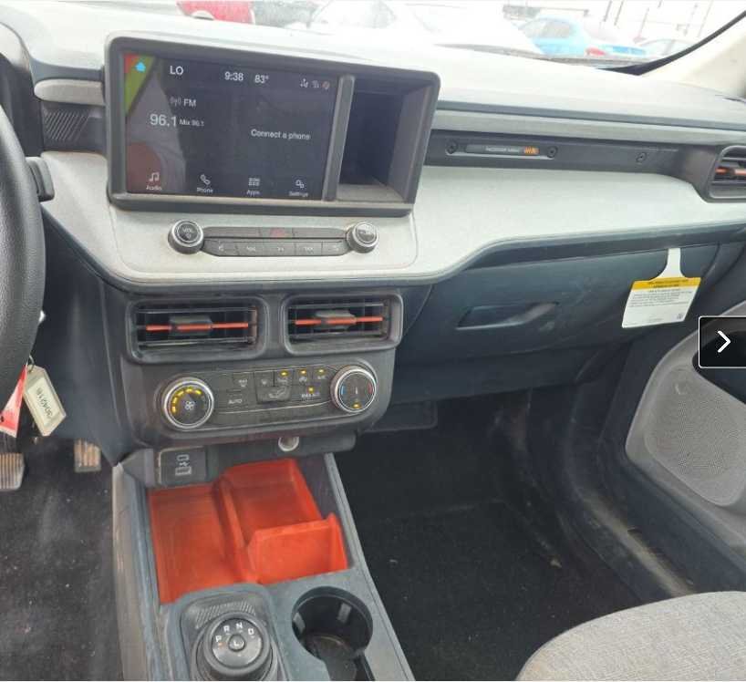 Used 2024 Oxford White Ford XLT image 12