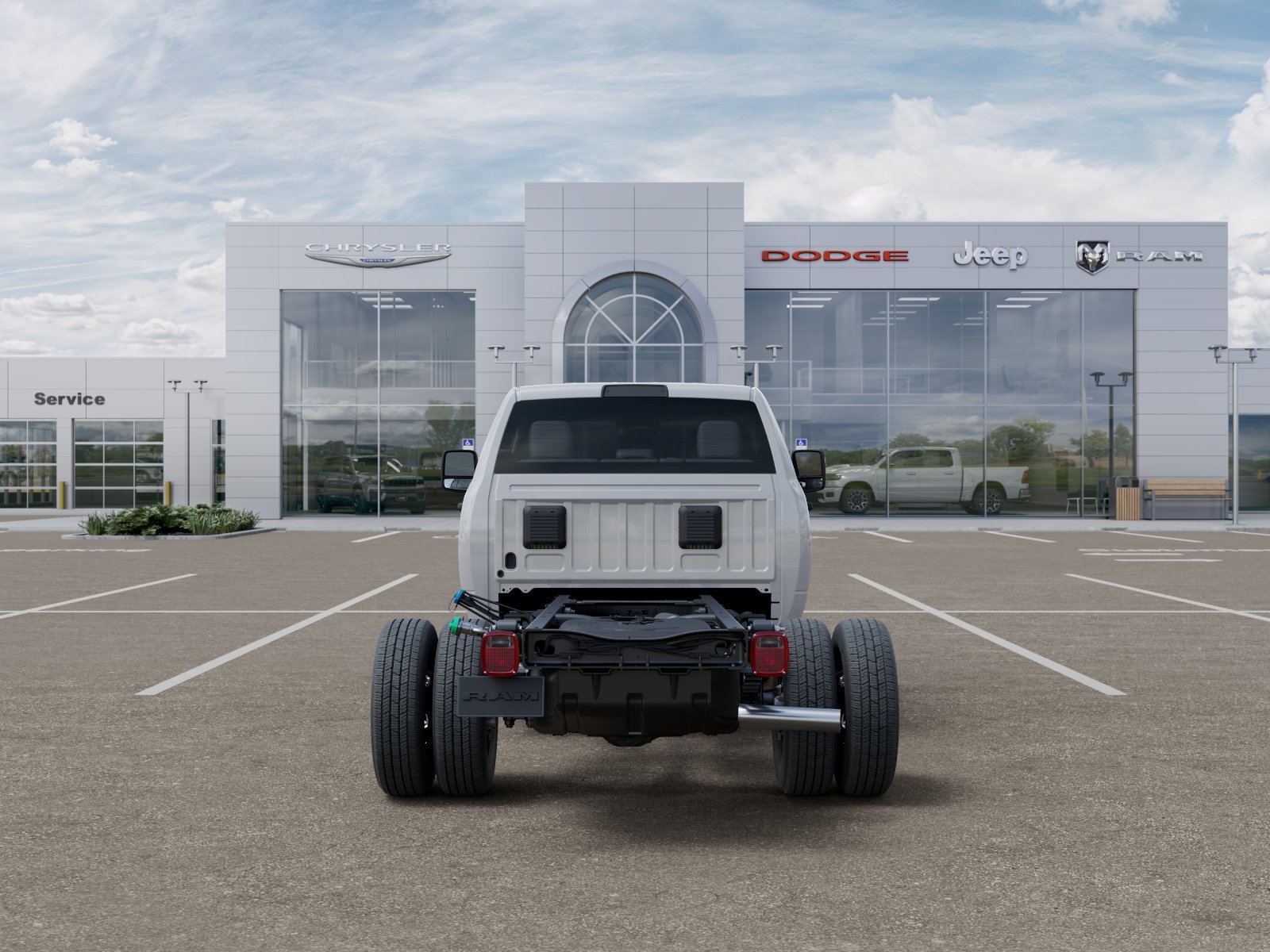 New 2026 Bright White Clearcoat RAM Tradesman image 40