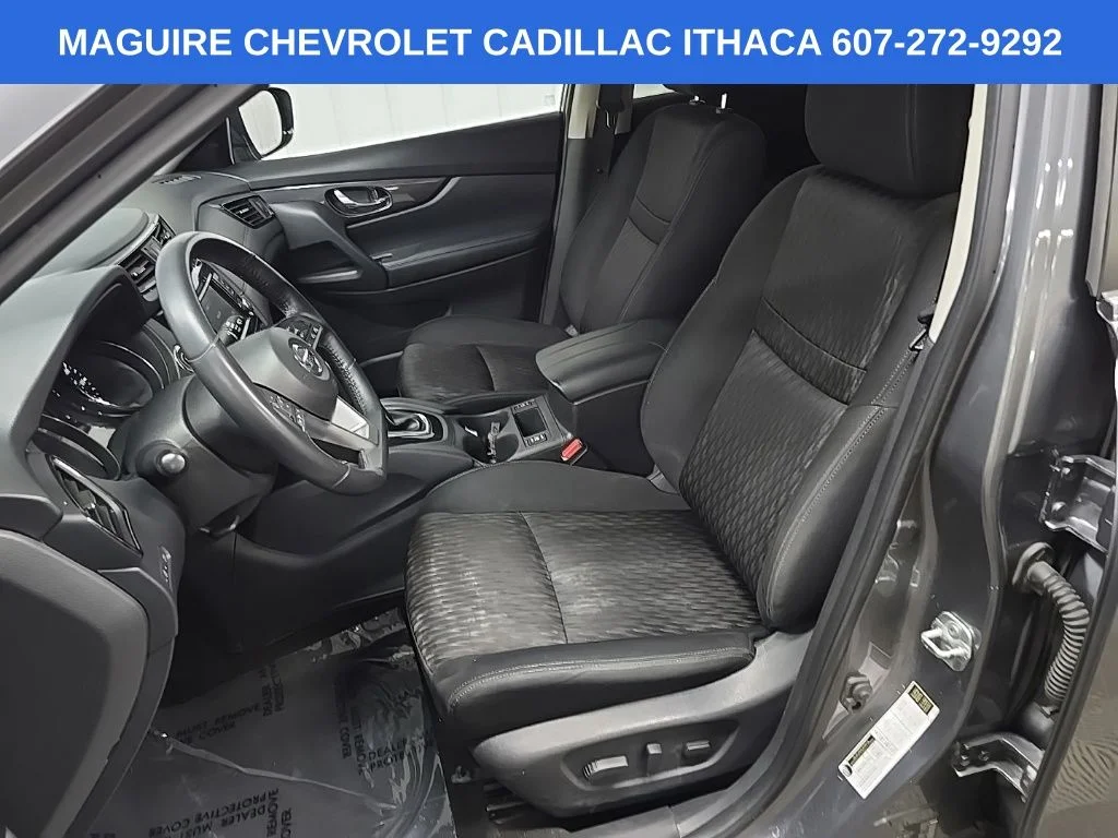 Used 2018 Gray Nissan SV image 29