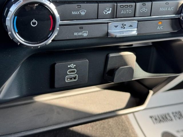 Used 2025 Oxford White Ford XLT image 18