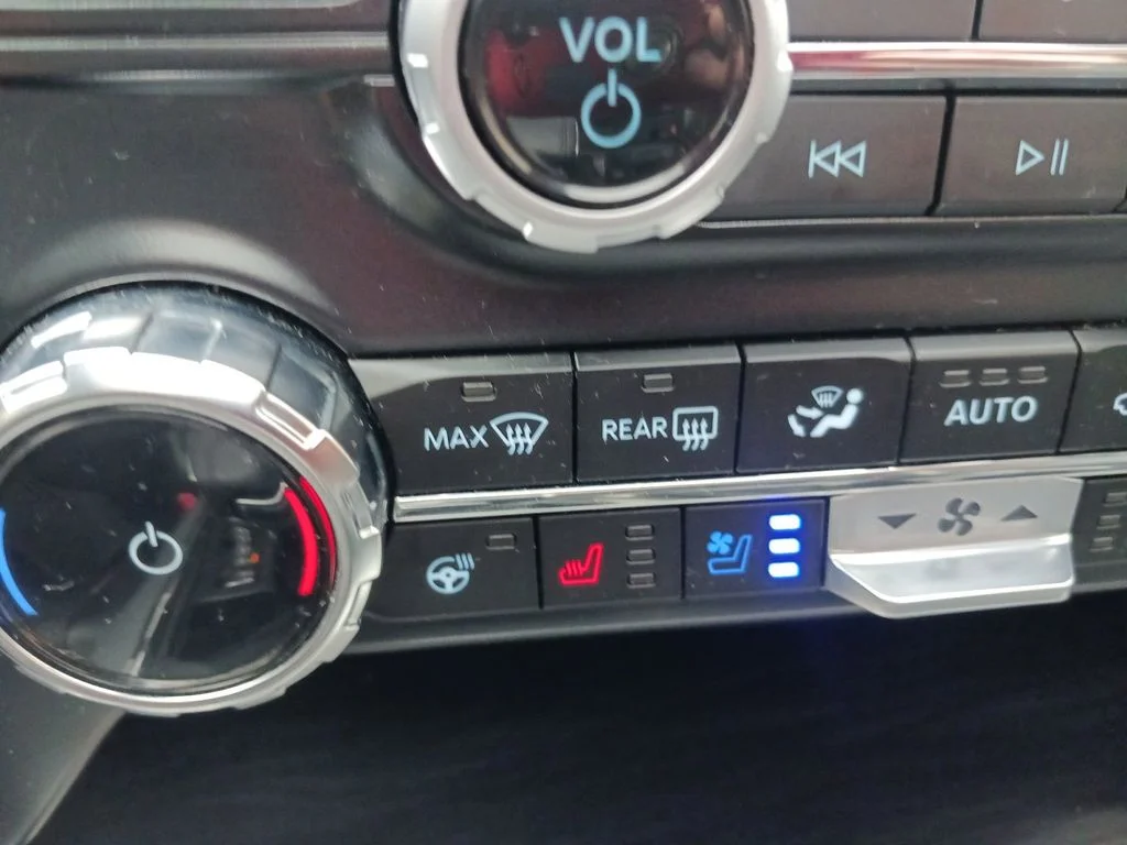 Used 2024 White Ford Lariat image 26