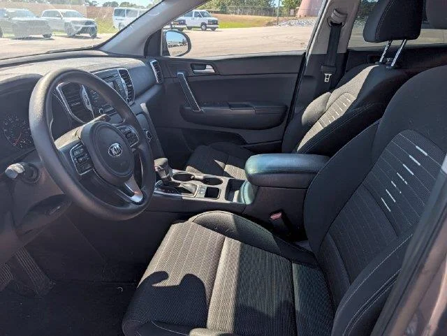 Used 2018 Blue Kia LX image 9