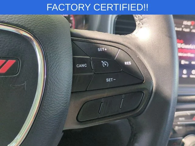 Used 2023 White Dodge SXT image 20