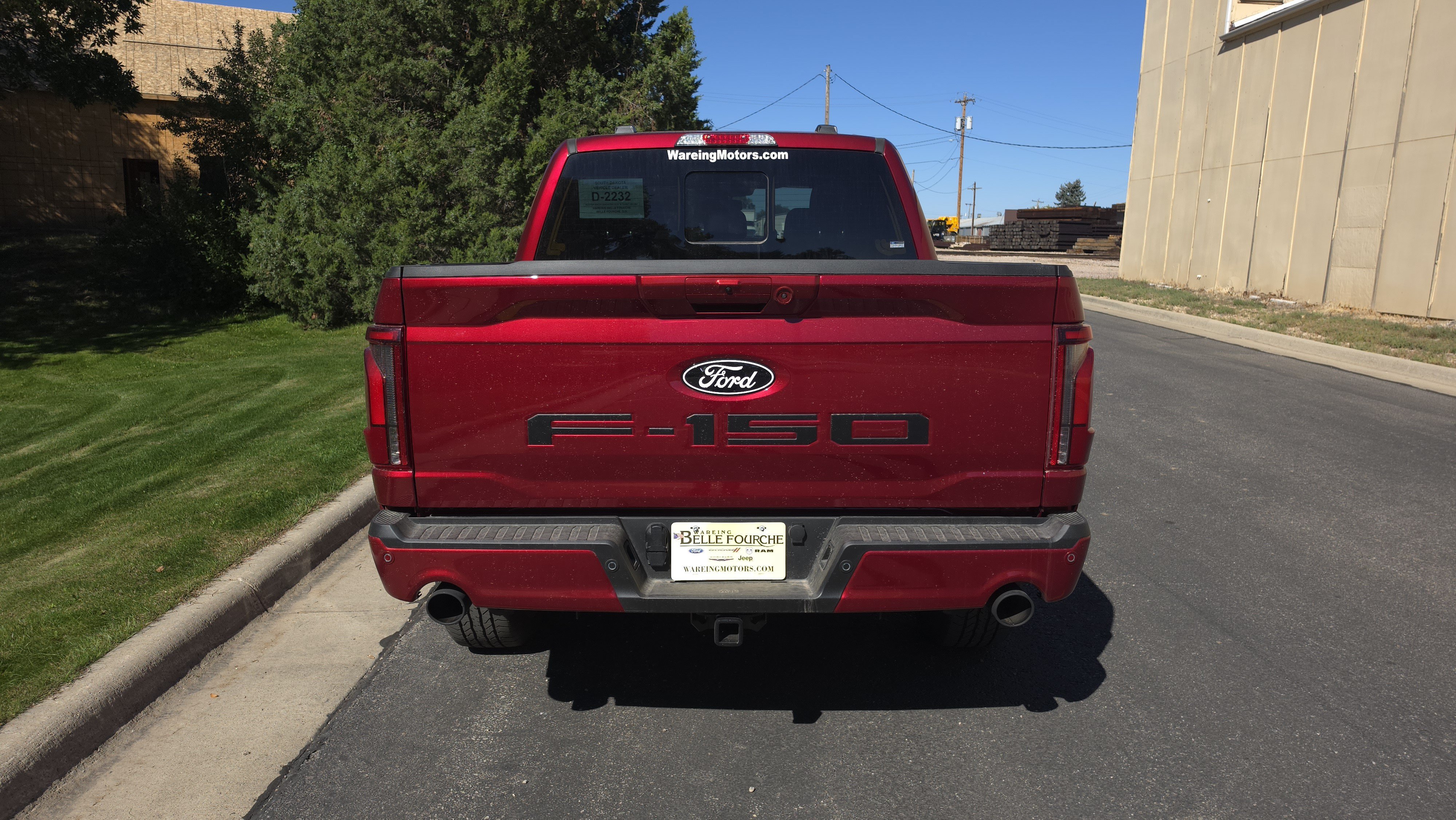 New 2026 Ruby Red Metallic Tinted Clearcoat Ford LARIAT image 4