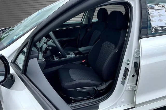 Certified Used 2025 White Kia LXS image 20