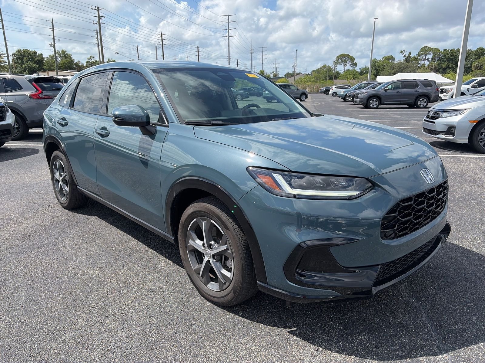 2025 Honda HR-V EX-L 2WD's photo