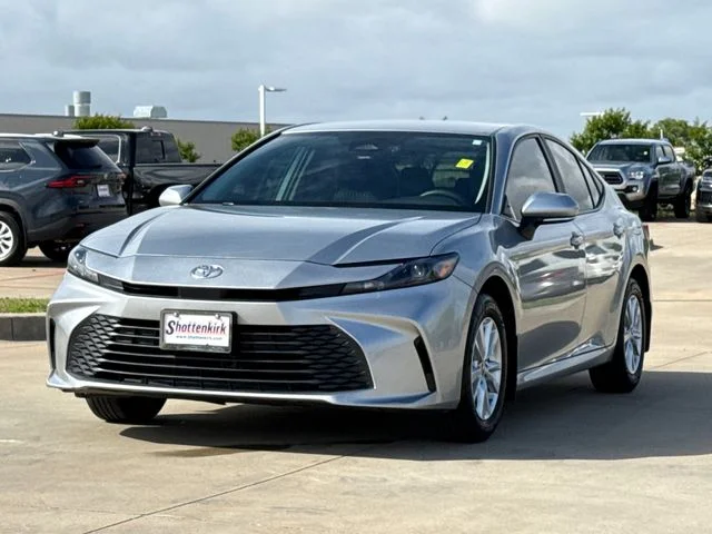Used 2025 Silver Toyota LE image 3