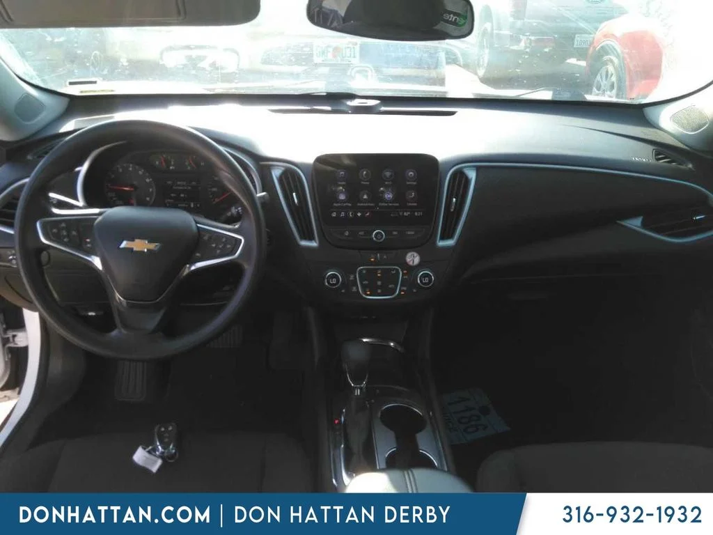 Used 2023 White Chevrolet LT image 5