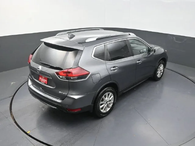Used 2019 Gray Nissan SV image 29