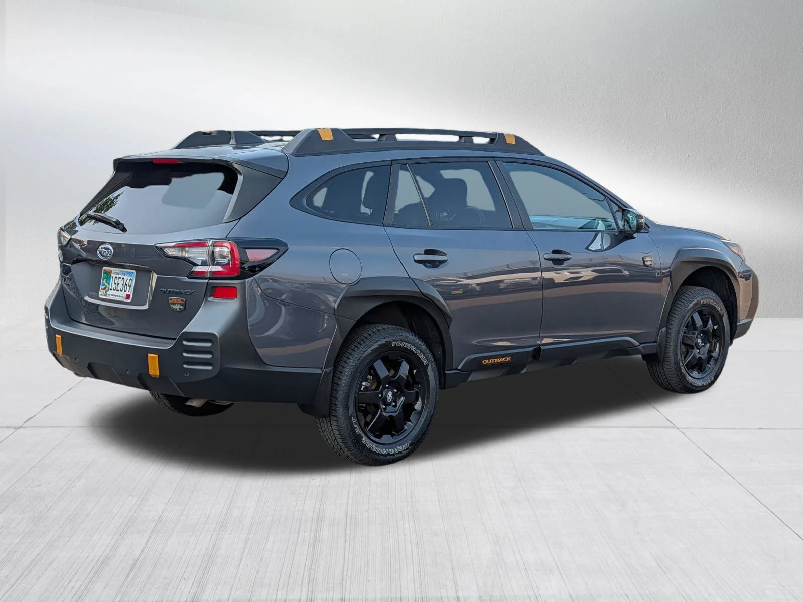 Used 2024 Magnetite Gray Metallic Subaru Wilderness image 7