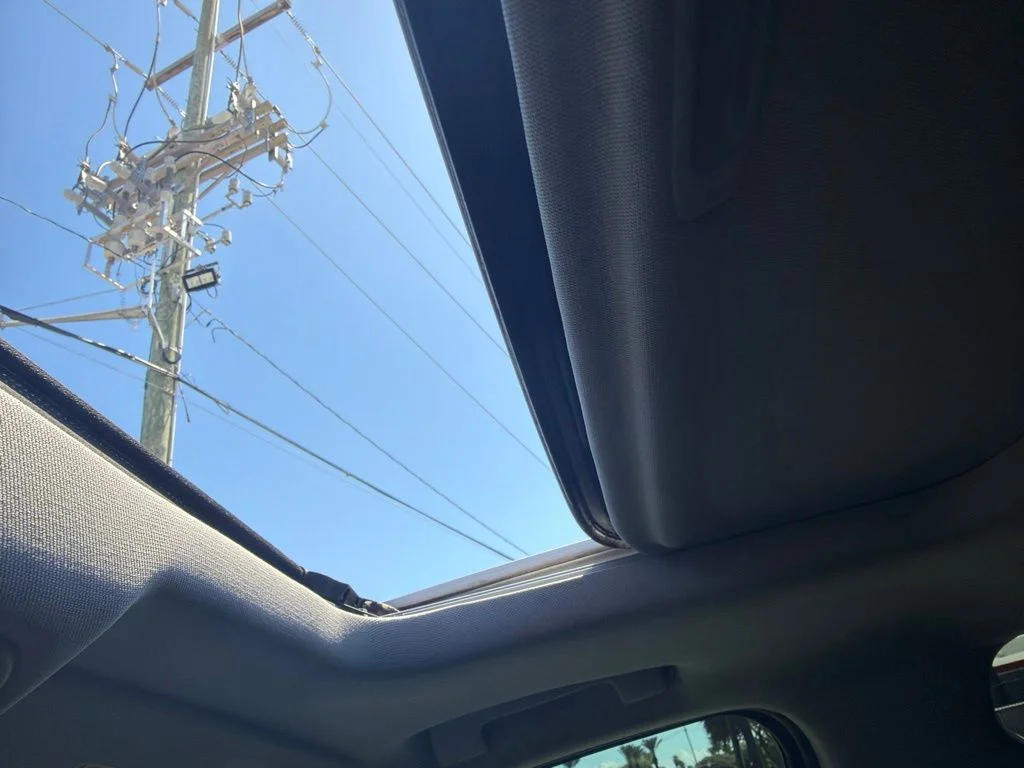 Used 2018 Silver GMC Denali image 5