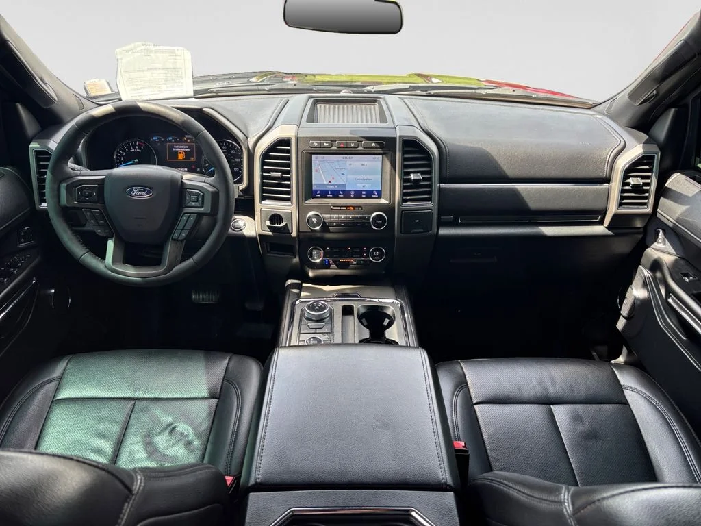 Used 2020 Black Ford XLT image 14