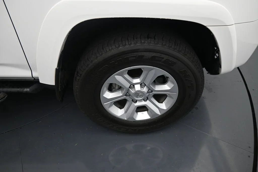 Used 2023 White Toyota SR5 image 10