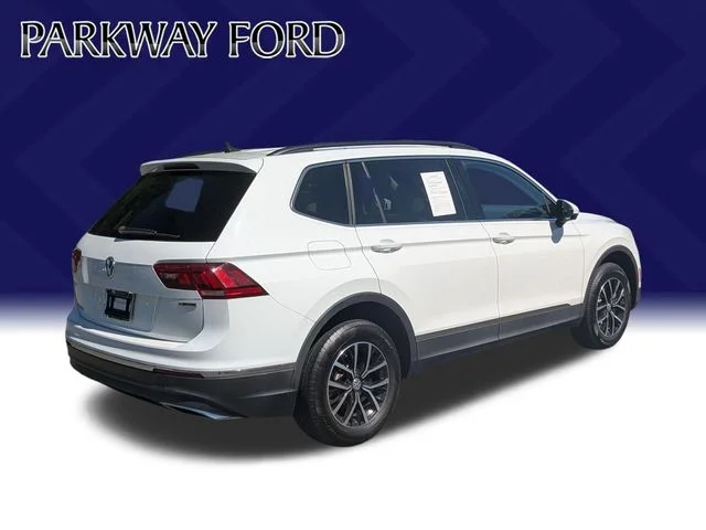 Used 2021  Volkswagen 2.0T SE image 5