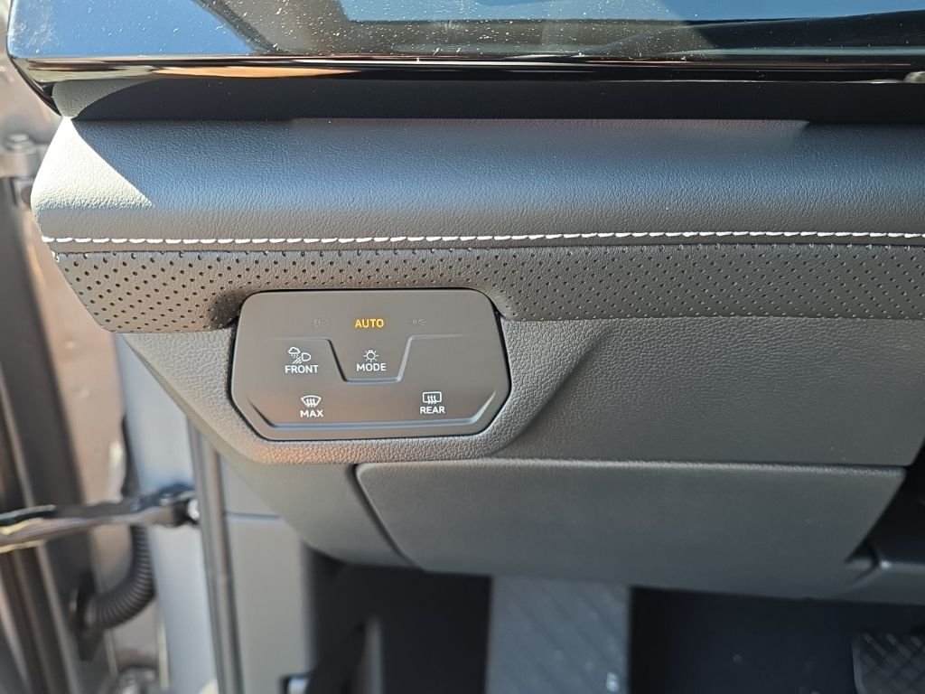 2026 Volkswagen Atlas SEL - Photo 16