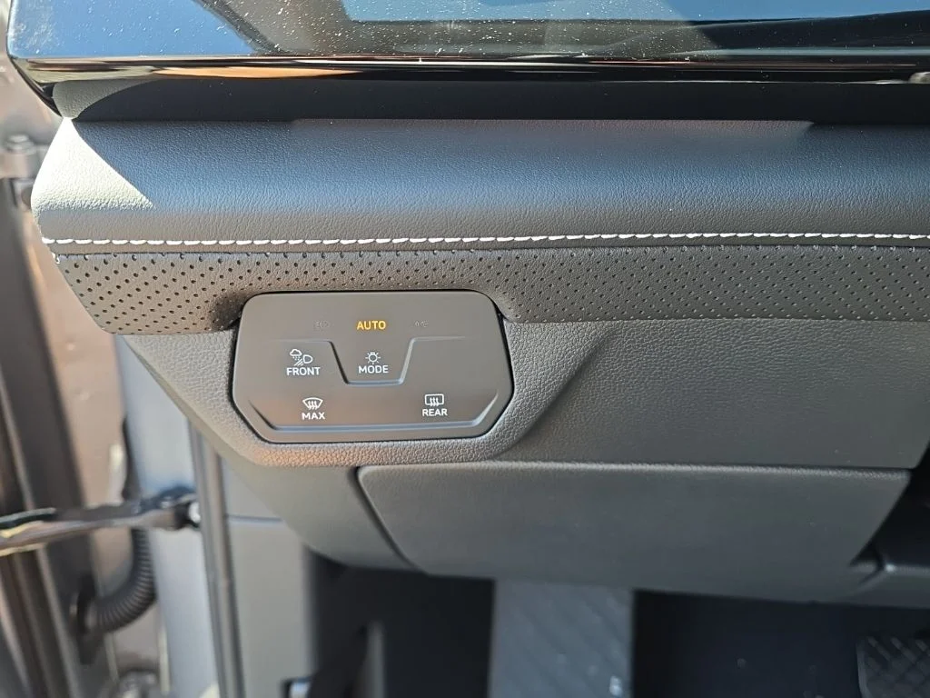 2026 Volkswagen Atlas SEL - Photo 16