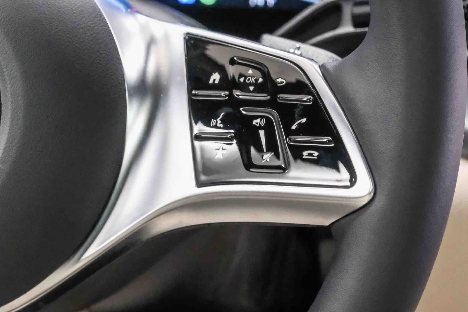 New 2026 Polar White Mercedes-Benz GLC 300 image 60