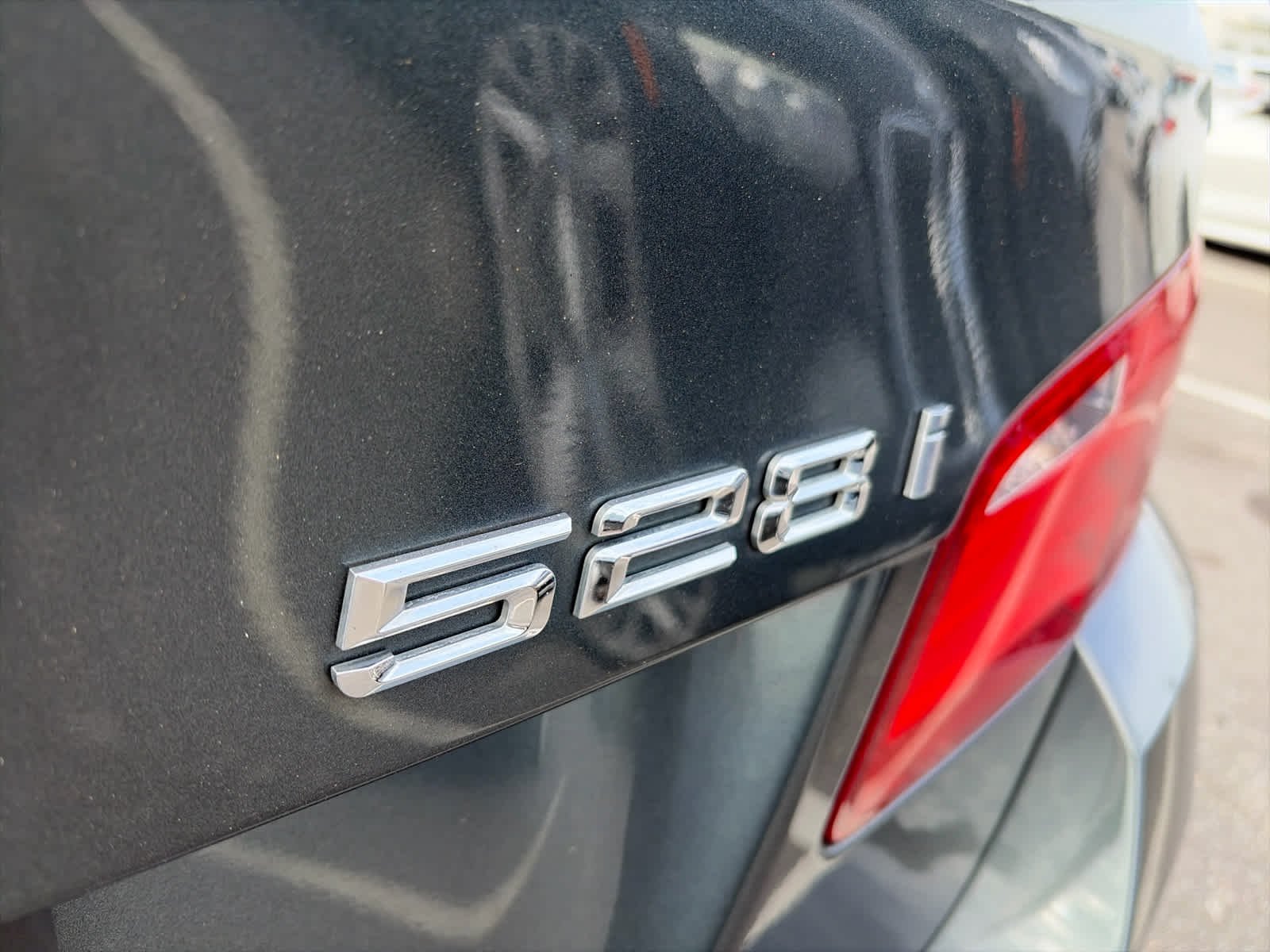 Used 2012 GRAY BMW 528i image 3