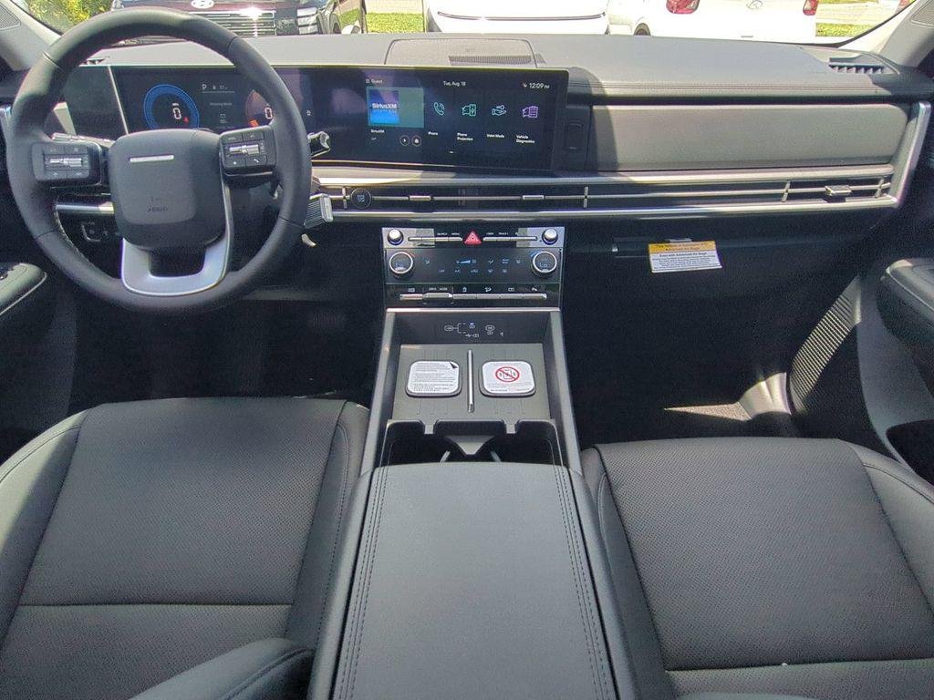 New 2027 White Hyundai SEL FWD image 19