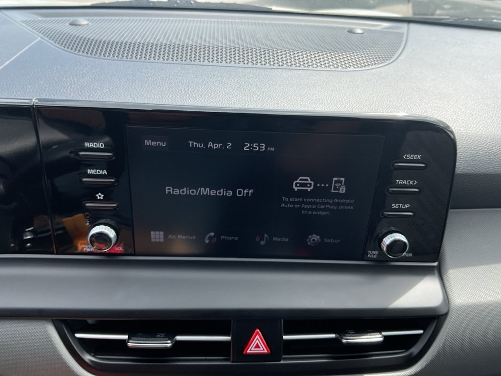Used 2026 Snow White Pearl Kia LX image 26