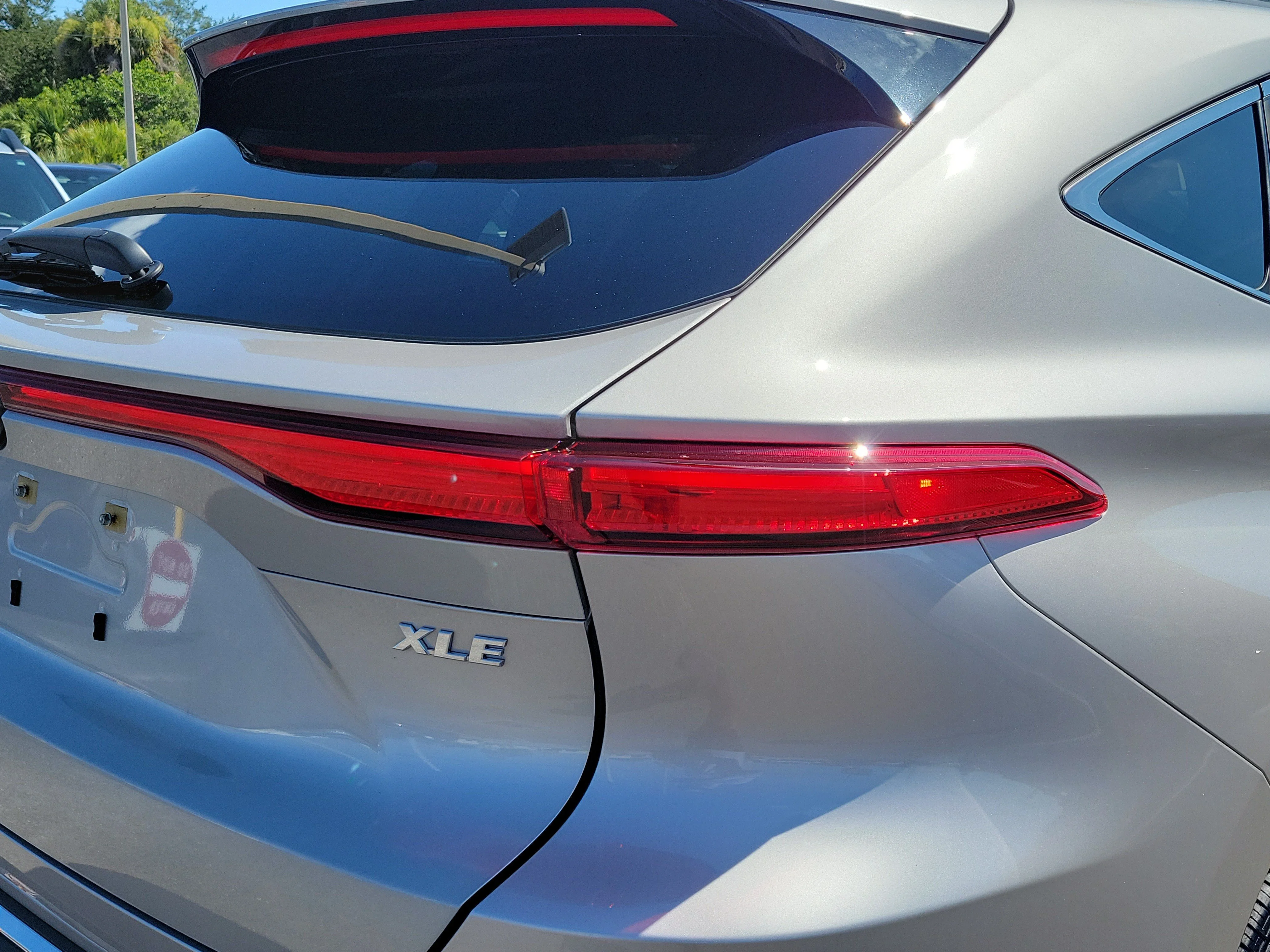 Used 2023 Champagne Toyota LE image 11