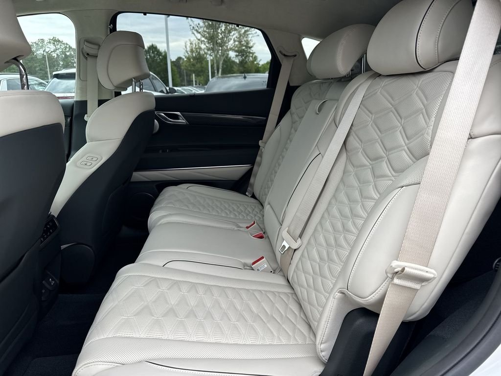 New 2026 White Genesis 3.5T E-SC MHEV image 26