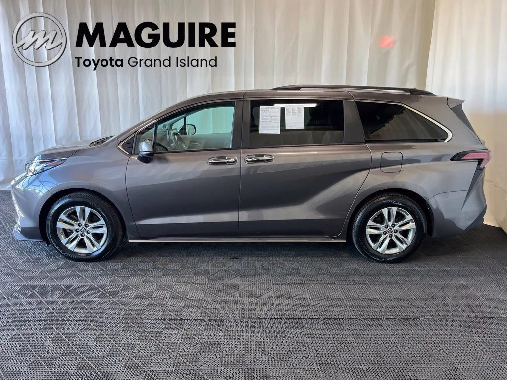 Used 2022 Gray Toyota XLE image 30