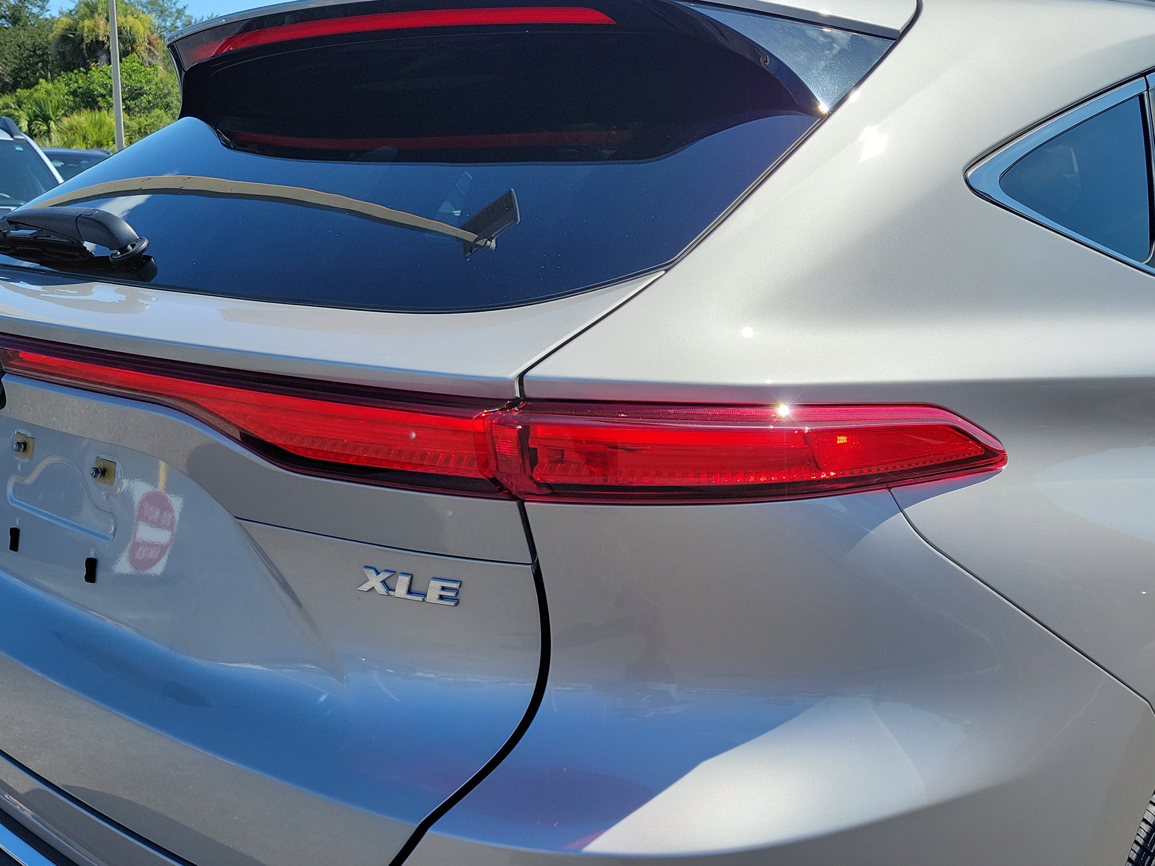 Used 2023 Champagne Toyota LE image 11