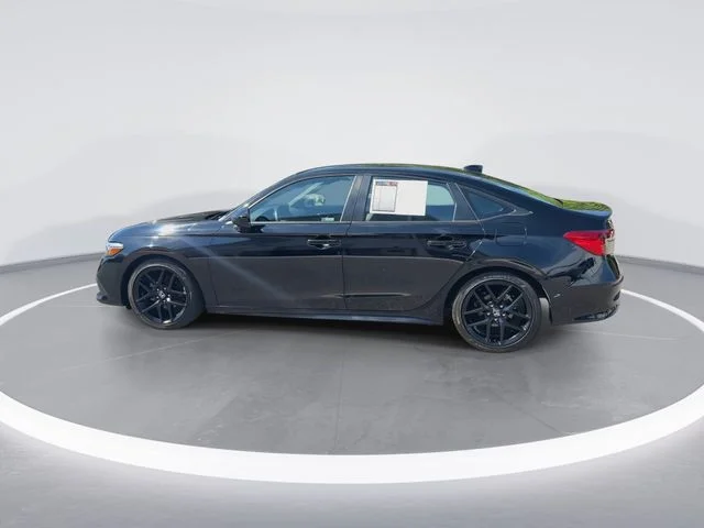 Used 2024  Honda Sport image 5