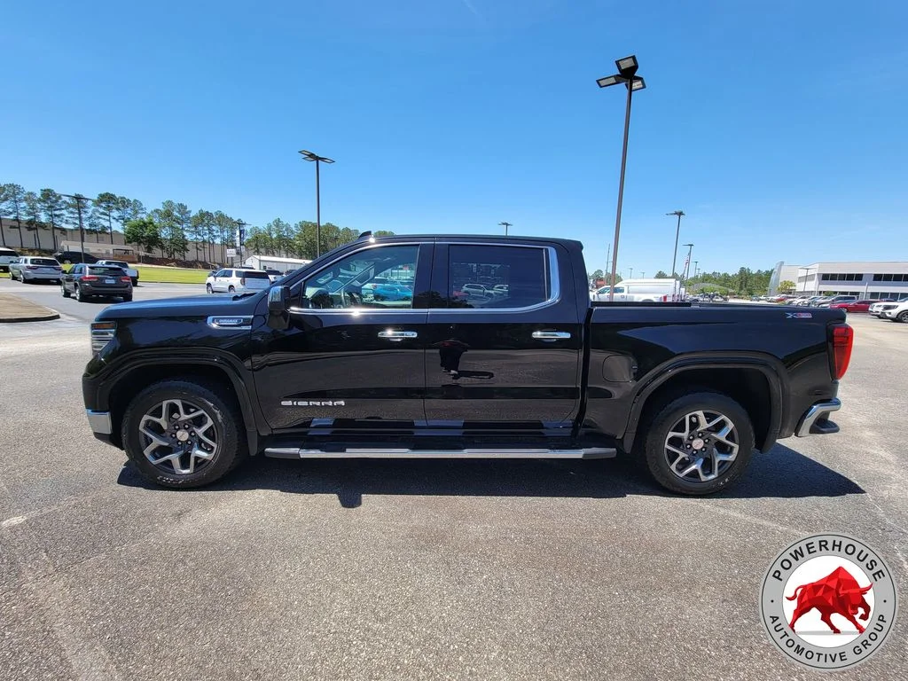 Used 2024 Black GMC SLT image 3