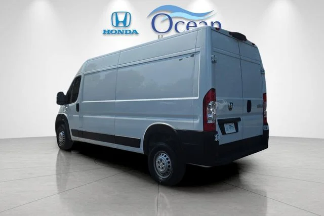 Used 2026 White Ram High Roof image 5