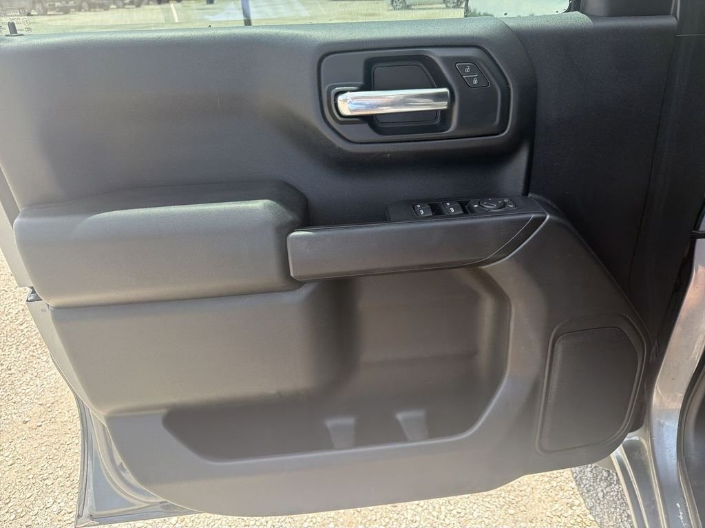 Used 2020 Gray Chevrolet Custom image 21