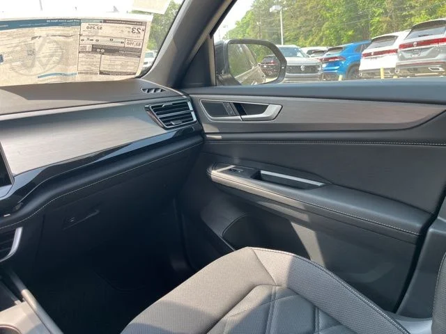 New 2026 Black Volkswagen 2.0T SE image 18