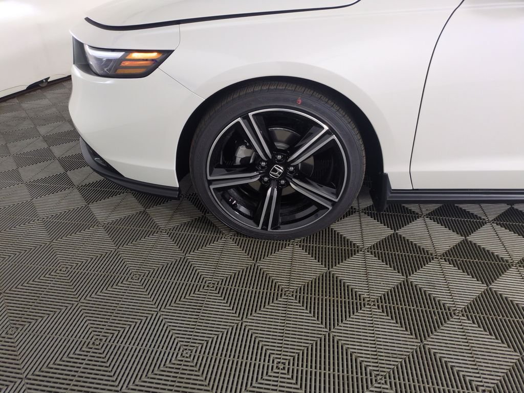 New 2026 Platinum White Pearl Honda SE image 26