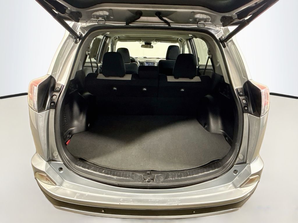 Used 2016 Silver Sky Metallic Toyota XLE image 24