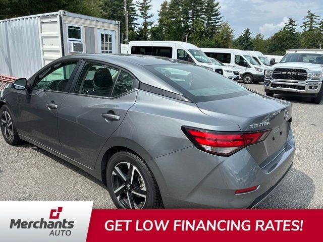 Used 2024 Gray Nissan SV image 4